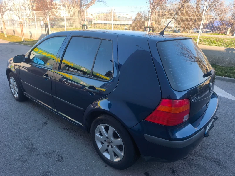 VW Golf 1.6, снимка 6 - Автомобили и джипове - 52913948