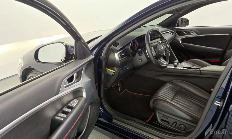 Genesis G70, снимка 10 - Автомобили и джипове - 53032975