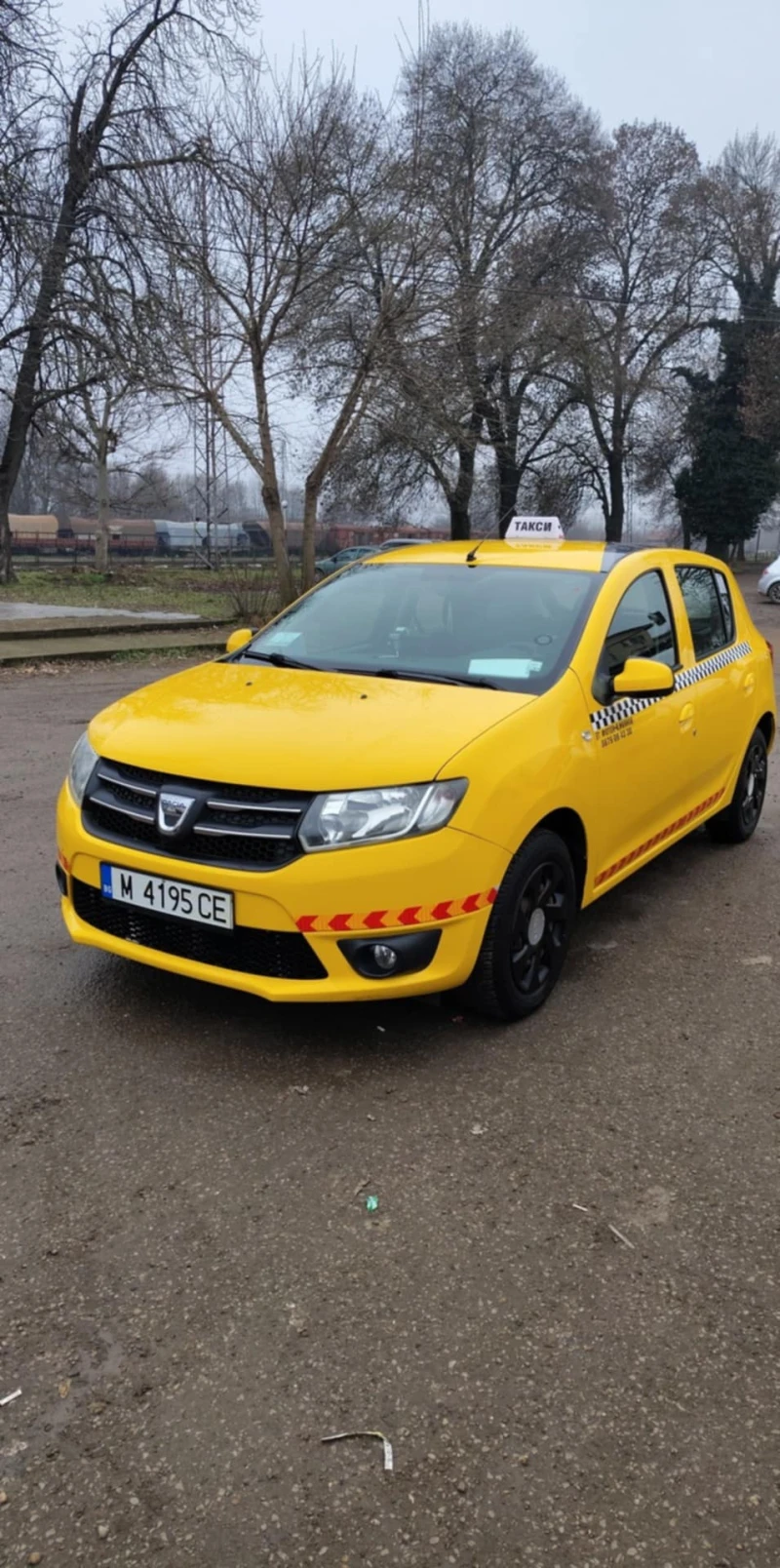 Dacia Sandero 1.2 Газ, снимка 2 - Автомобили и джипове - 53541099