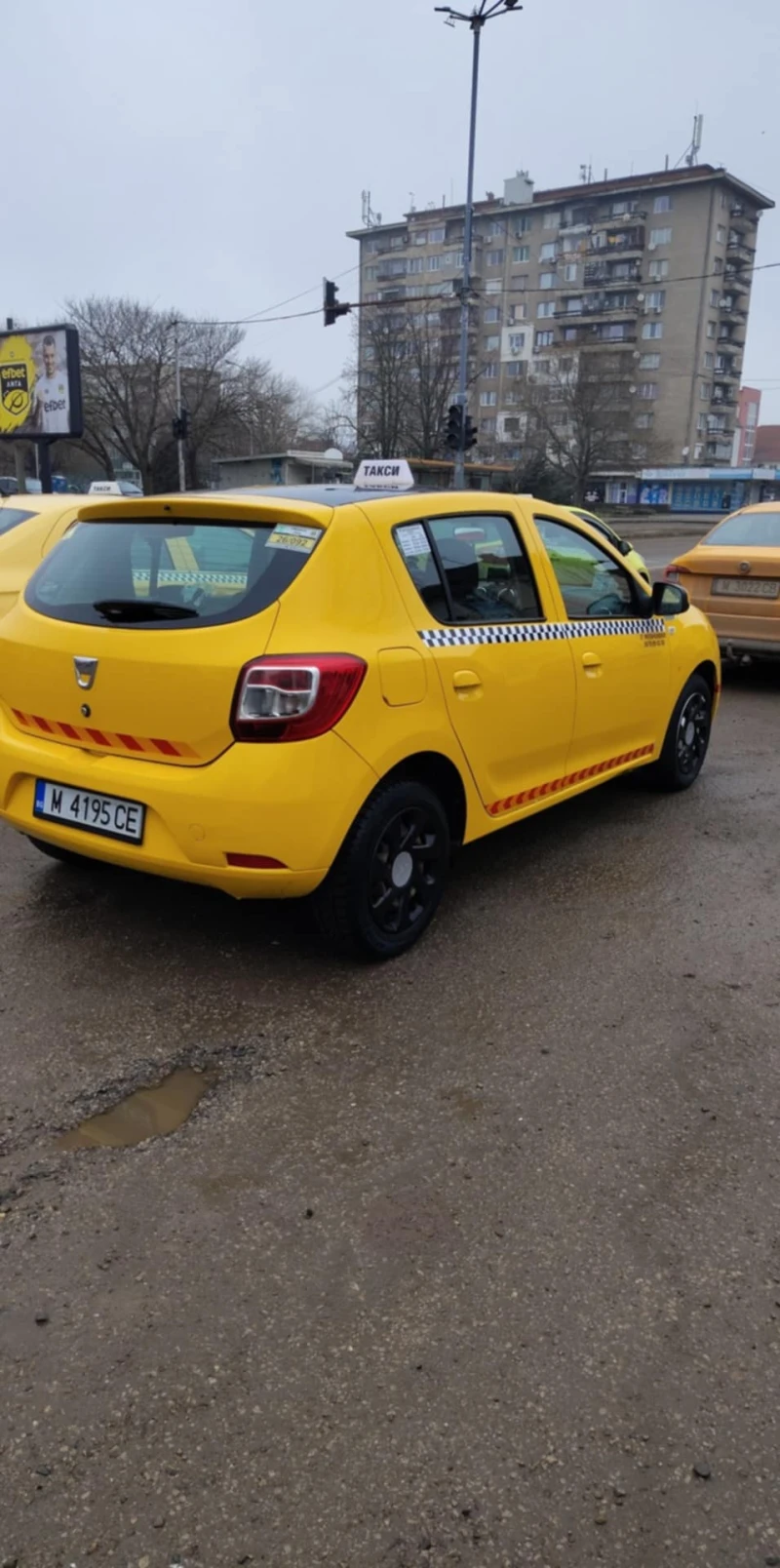 Dacia Sandero 1.2 Газ, снимка 6 - Автомобили и джипове - 53541099