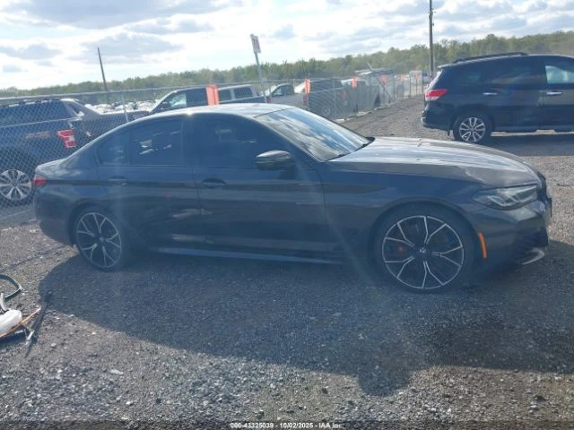 BMW 540 XDRIVE * * CARFAX * * AВТОКРЕДИТ * *  - изображение 4