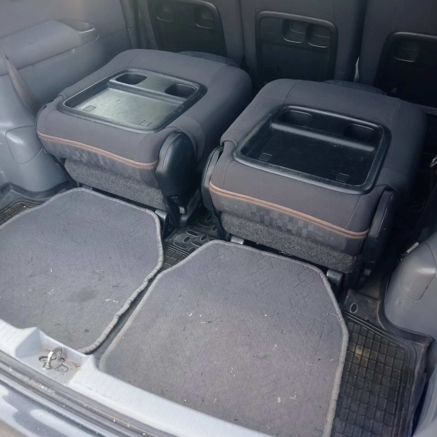 Toyota Avensis verso | Mobile.bg   13