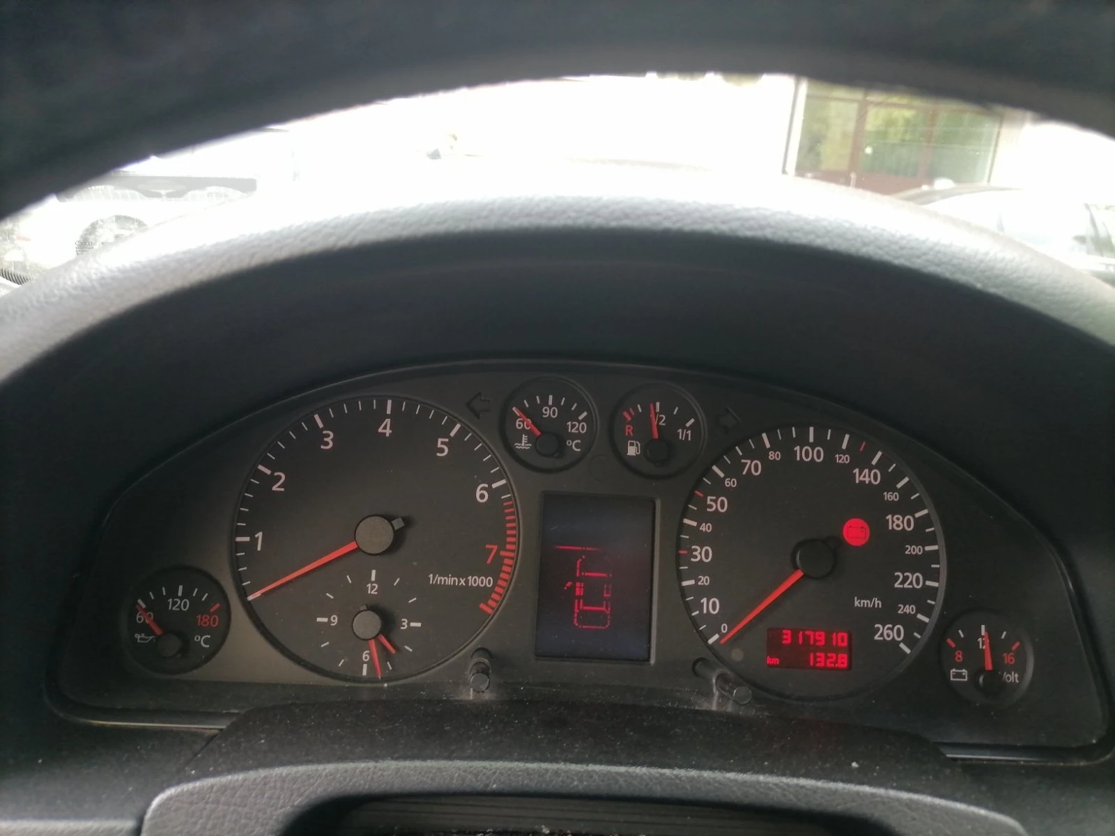 Audi A6 1.8 T - изображение 7
