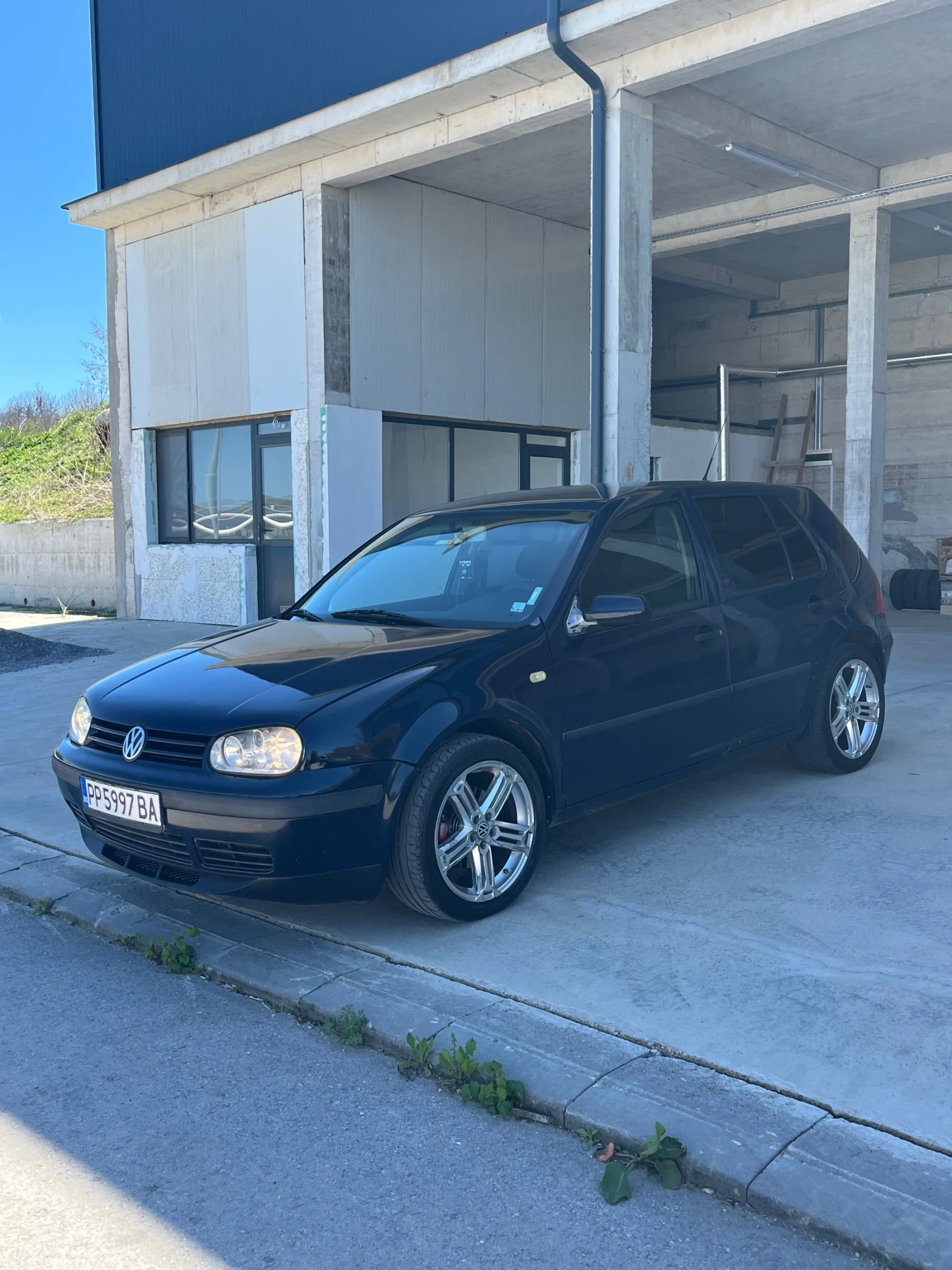 VW Golf VW GOLF 1.9TDI 90hp КЛИМАТИК - изображение 6
