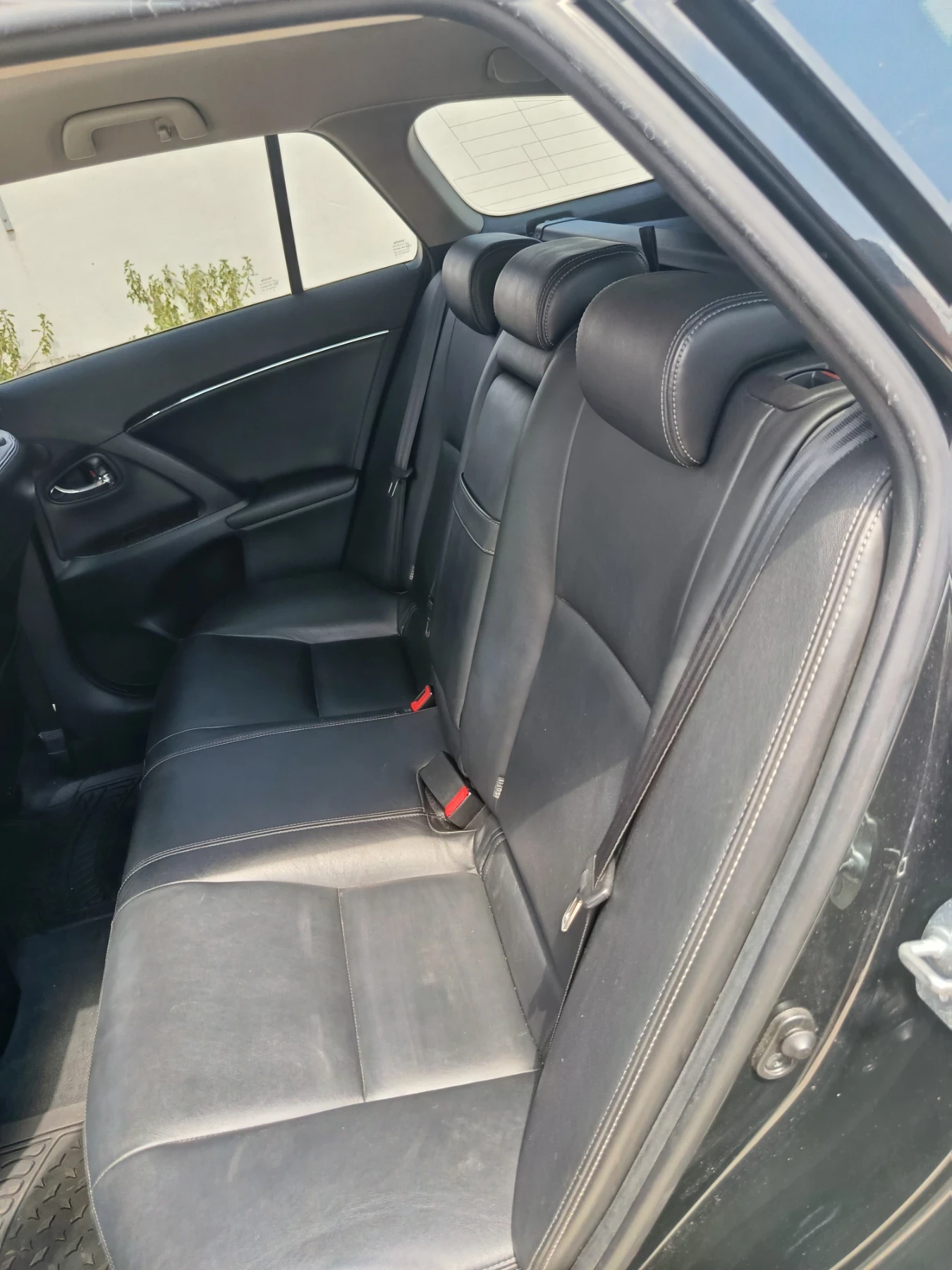 Toyota Avensis 2.0 D4D - изображение 7