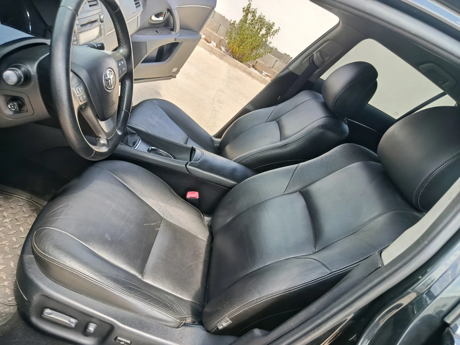 Toyota Avensis 2.0 D4D - изображение 5