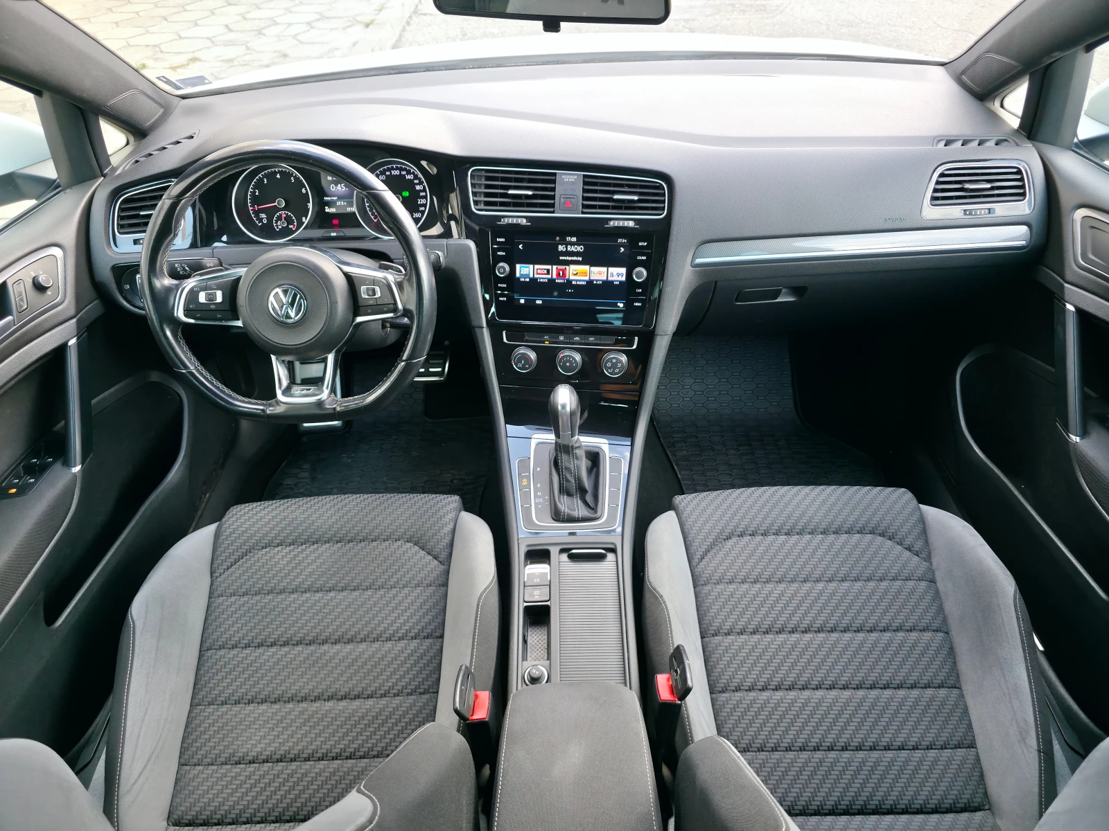 VW Golf 1.0TSI RLine 66000km EURO6D - изображение 9