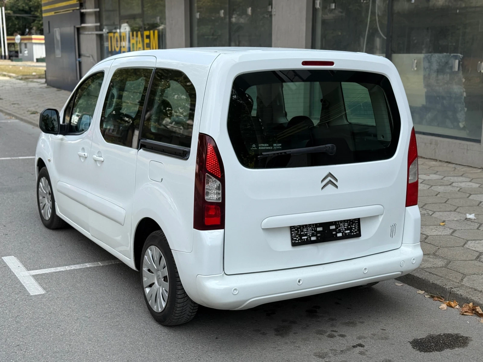 Citroen Berlingo 1.6Hdi Дигитал Клима , Парктроник , ESP  - изображение 7