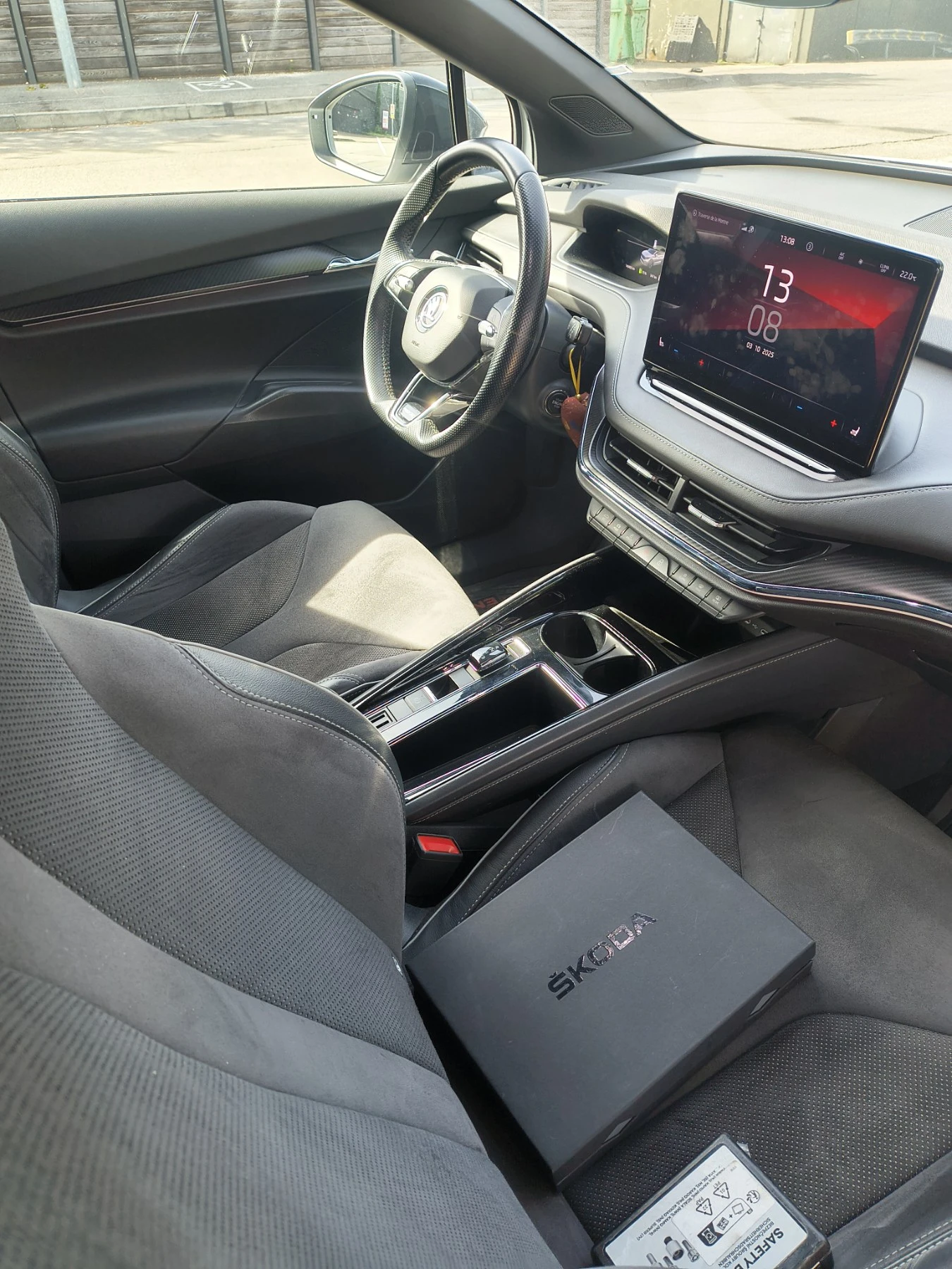 Skoda Enyaq 80 SPORTLINE 82KW - изображение 5