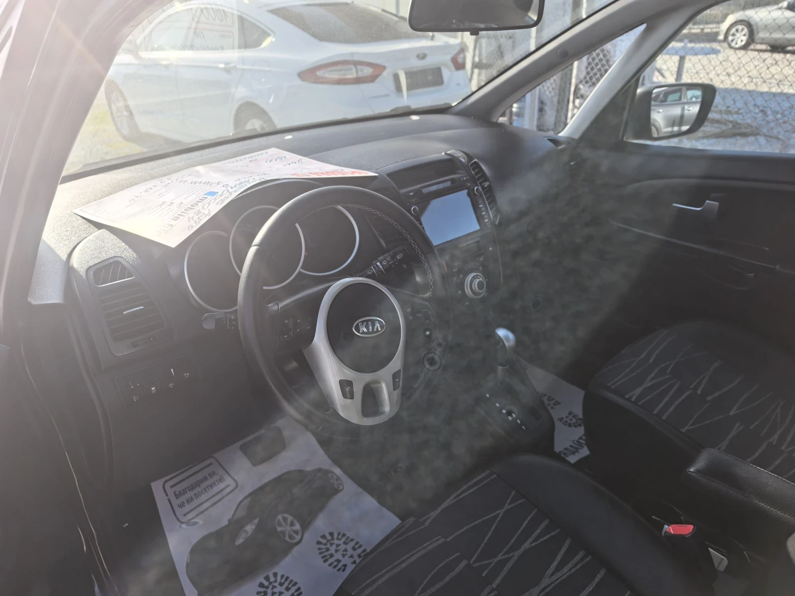 Kia Venga Автоматик, снимка 4 - Автомобили и джипове - 52055890