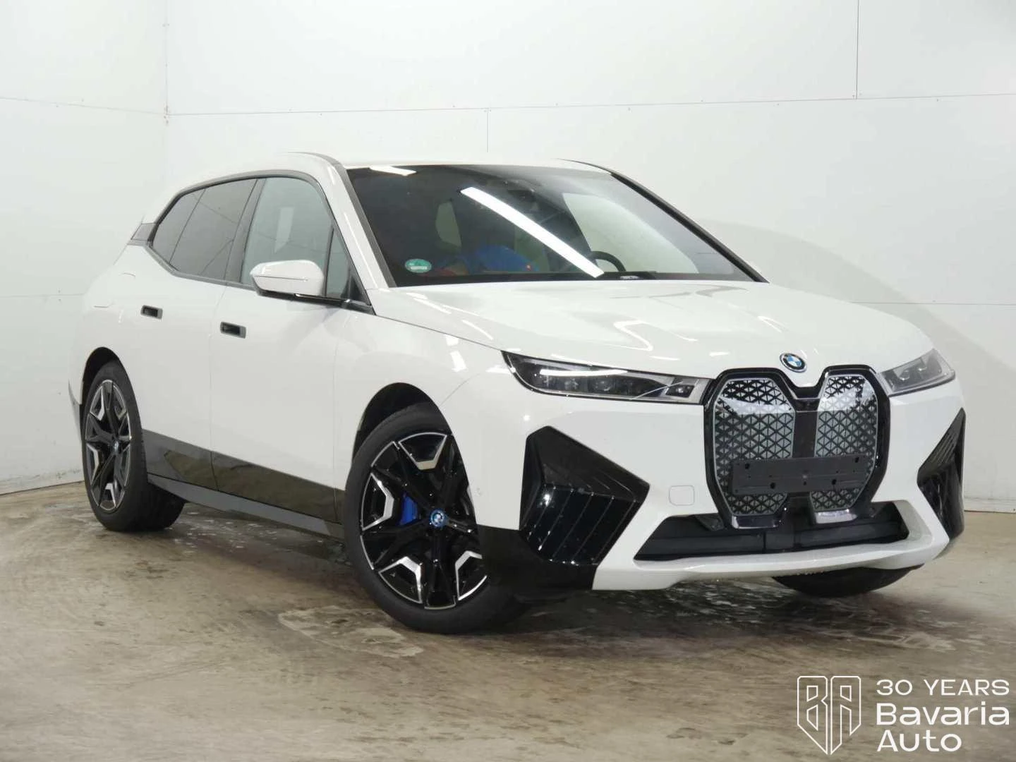 BMW iX 40 xDrive Sport | Mobile.bg   4