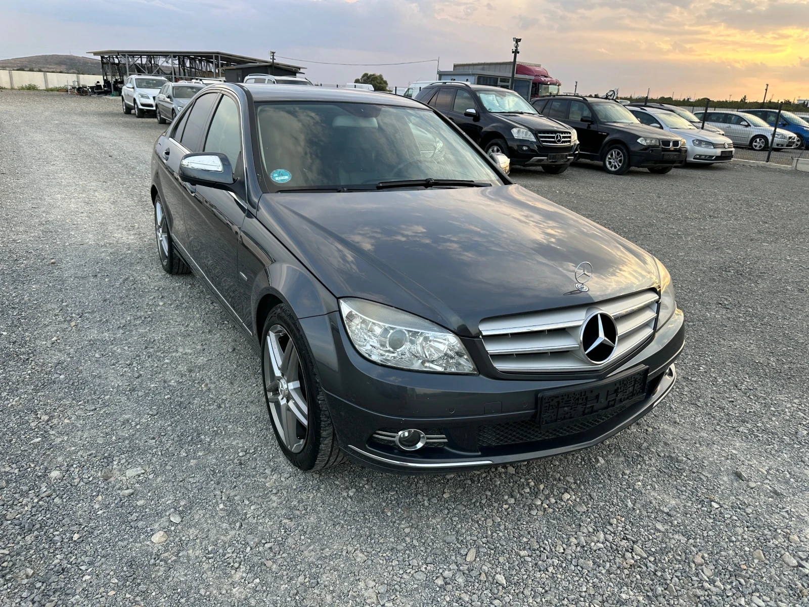 Mercedes-Benz C 200 AVANTGARDE* KOMPRESSOR* 184 к.с* НАВИГАЦИЯ, снимка 3 - Автомобили и джипове - 52238726