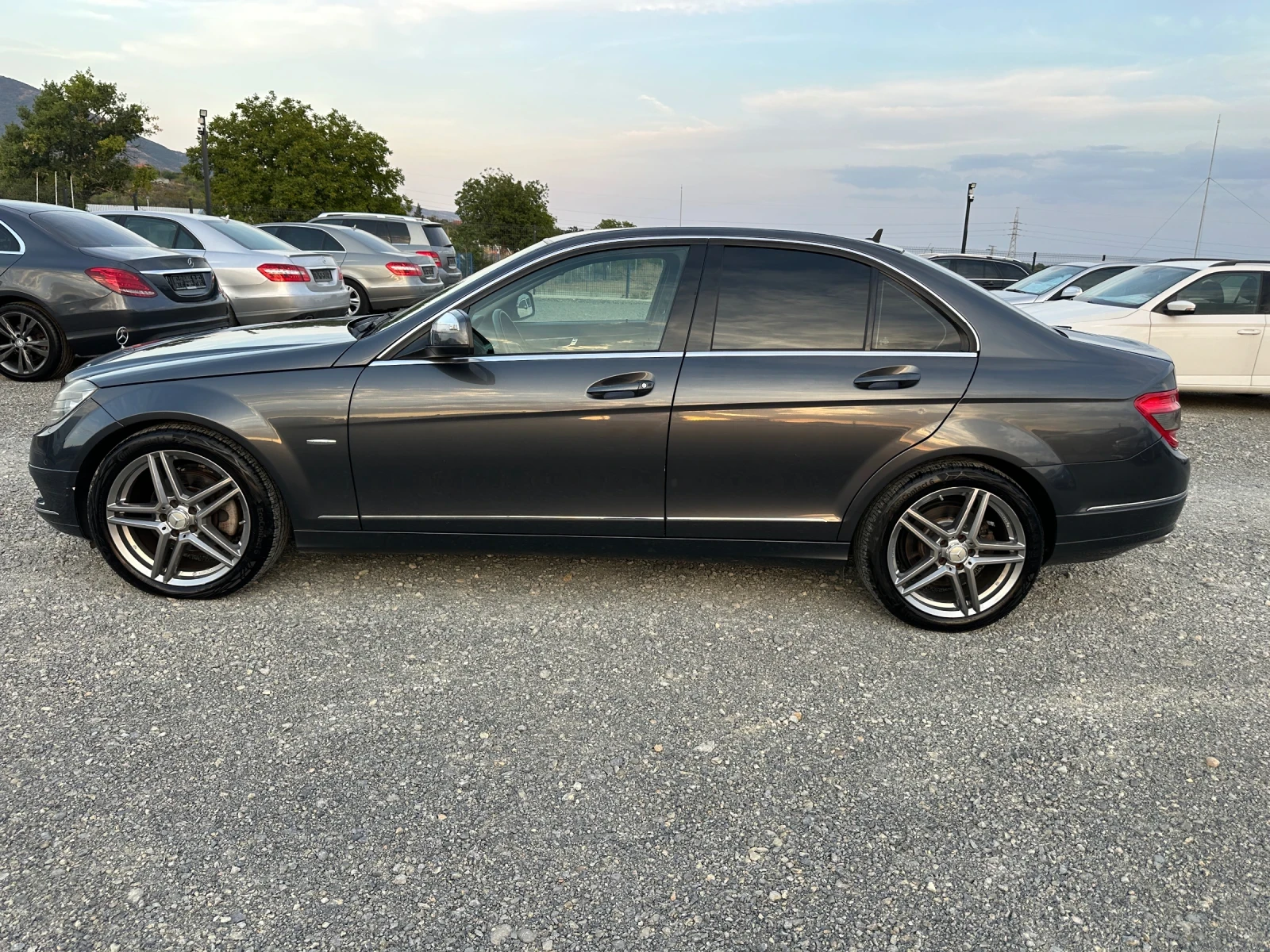 Mercedes-Benz C 200 AVANTGARDE* KOMPRESSOR* 184 к.с* НАВИГАЦИЯ, снимка 7 - Автомобили и джипове - 52238726