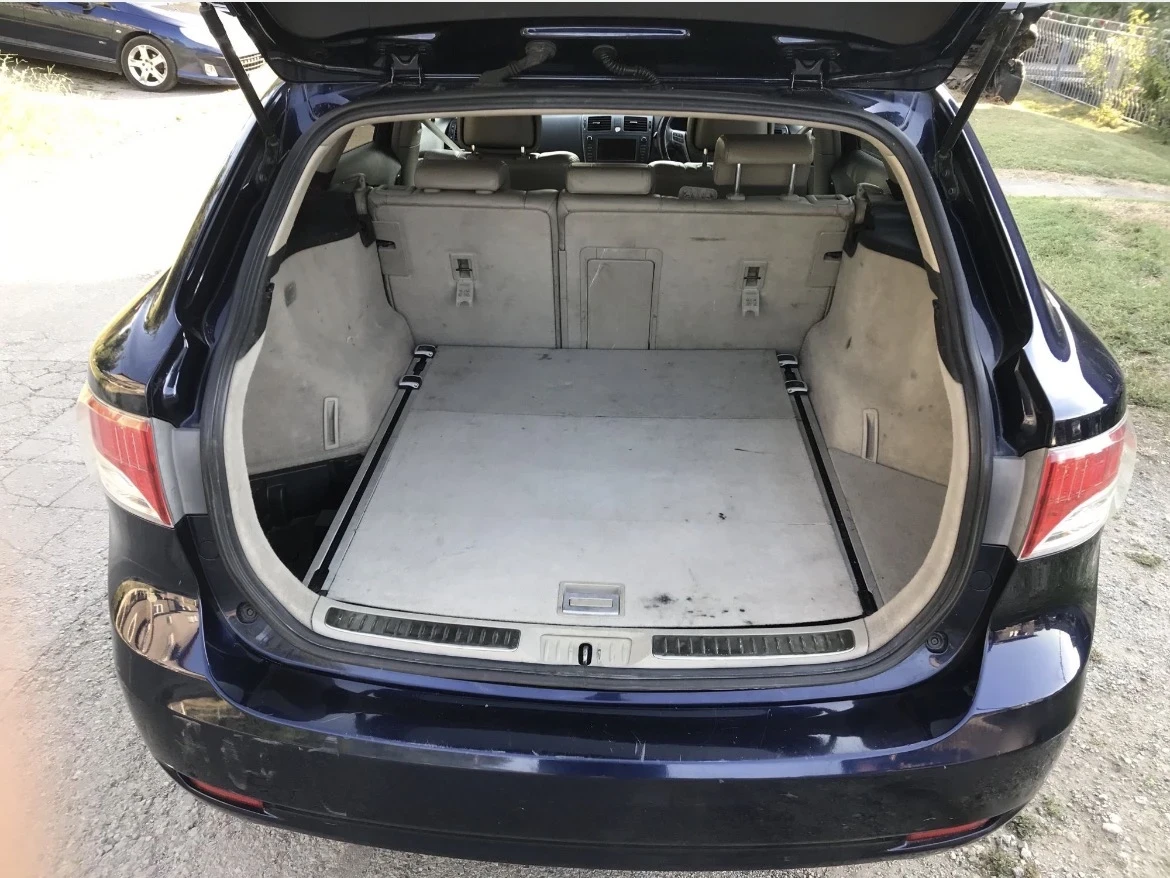 Toyota Avensis, снимка 13 - Автомобили и джипове - 52967203