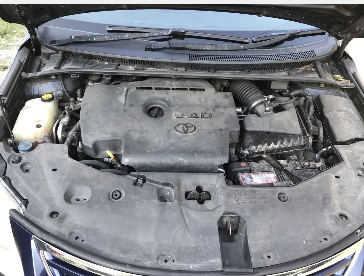 Toyota Avensis, снимка 12 - Автомобили и джипове - 52967203