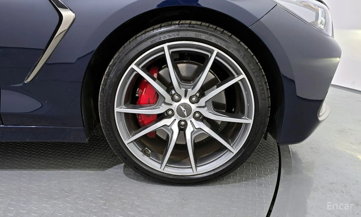 Genesis G70  - изображение 5