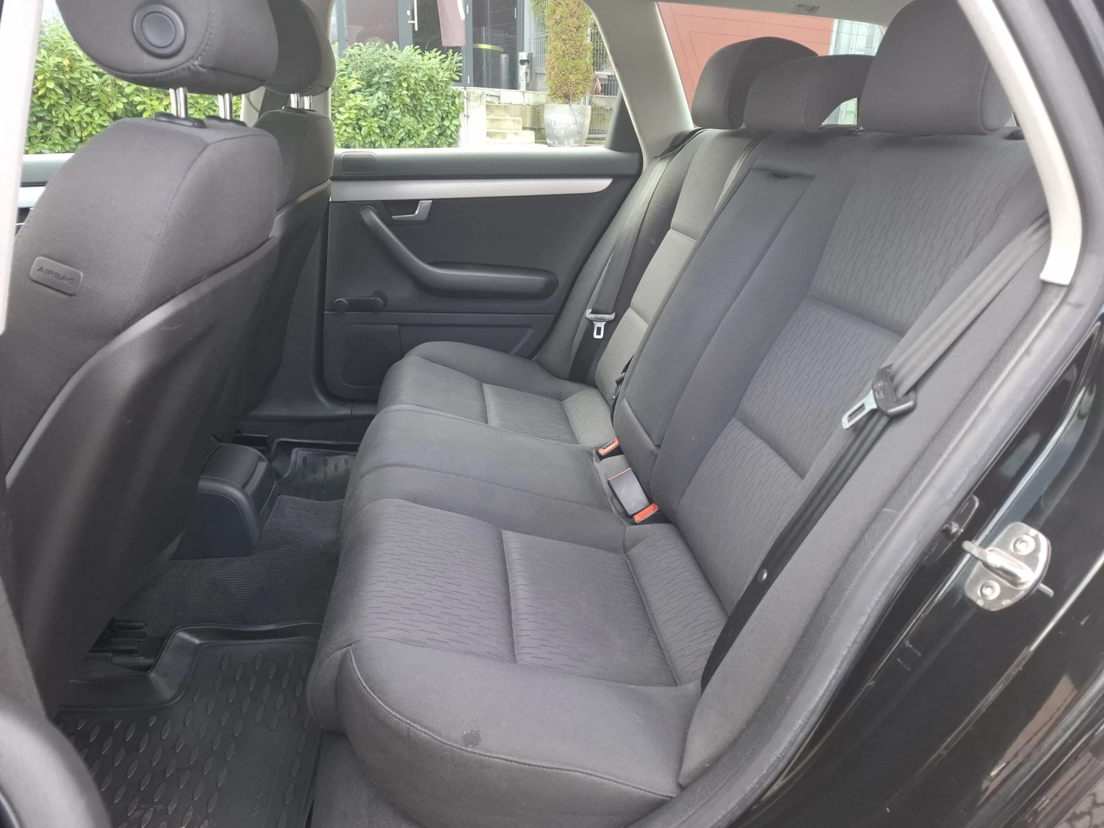 Audi A4 1.9TDI-116к.с.* 6ск.* NAVI* KLIMATRONIK* TOP*  - изображение 10