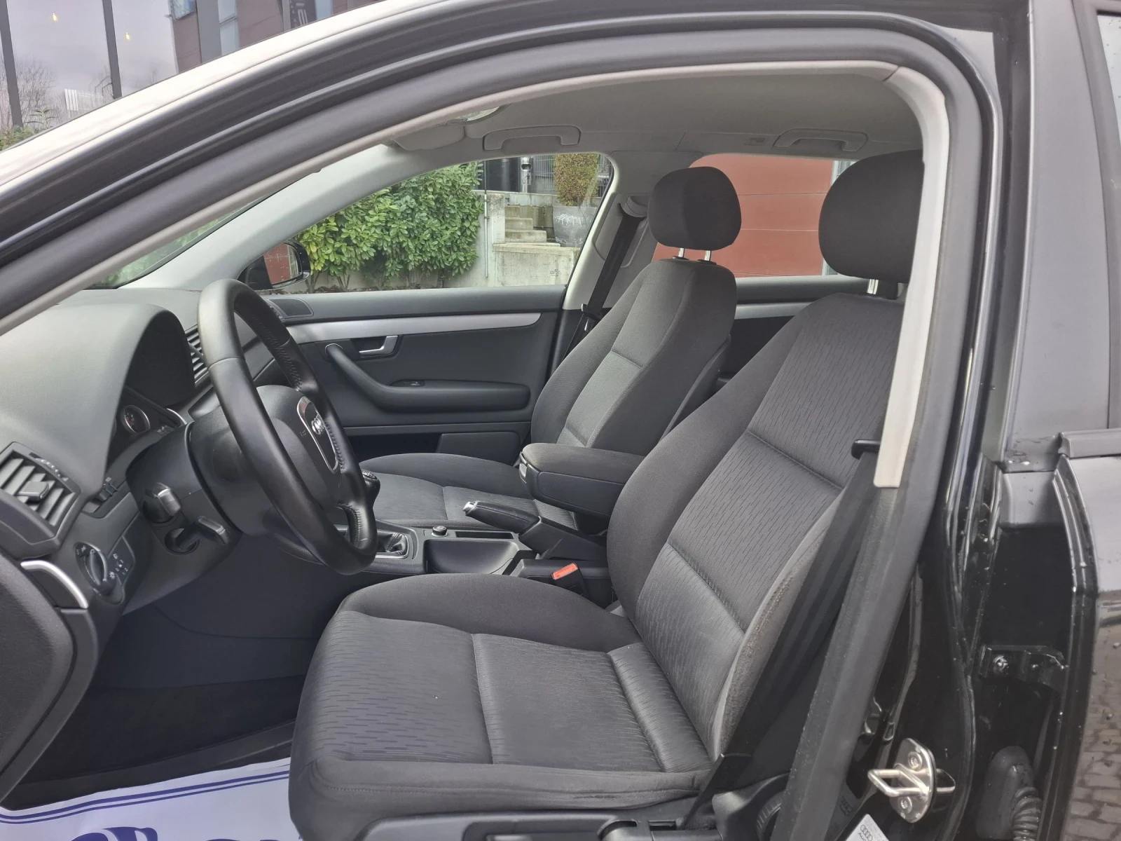 Audi A4 1.9TDI-116к.с.* 6ск.* NAVI* KLIMATRONIK* TOP*  - изображение 9