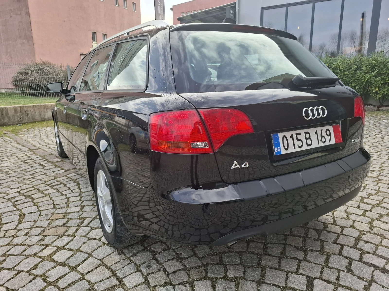 Audi A4 1.9TDI-116к.с.* 6ск.* NAVI* KLIMATRONIK* TOP*  - изображение 3