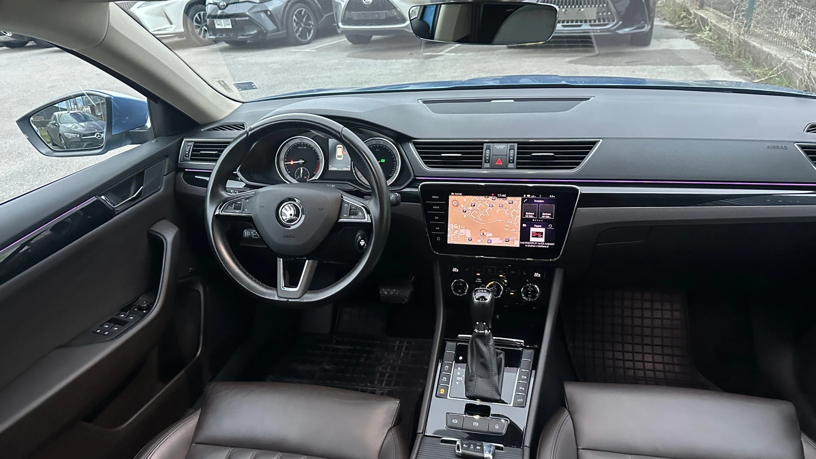 Skoda Superb Laurin & Klement 2.0 TDI | Mobile.bg � ����������� 11