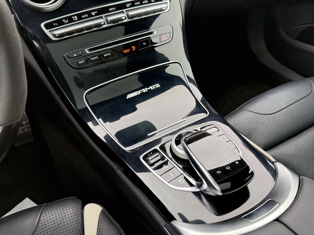 Mercedes-Benz CL 63 AMG * * CARFAX * * АВТО КРЕДИТ * * , снимка 6 - Автомобили и джипове - 53746800