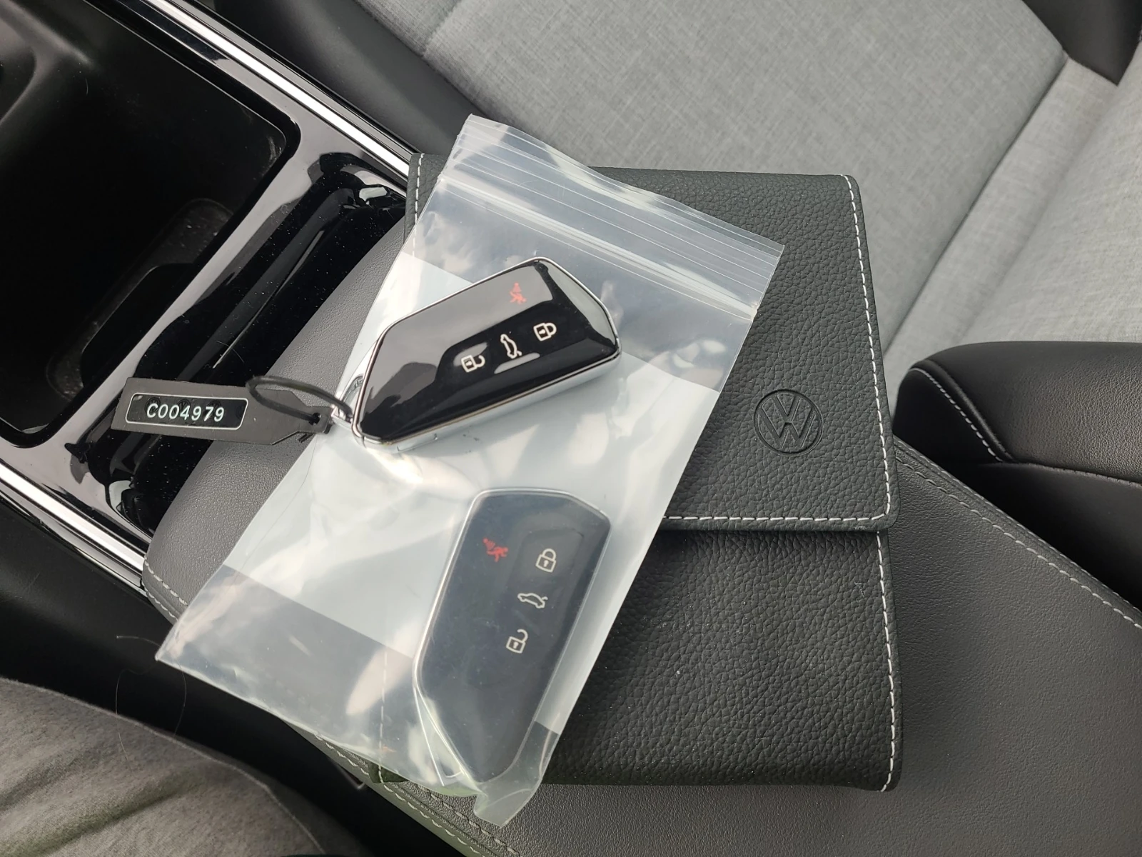 VW ID.4 PRO S SPORT| PANORAMA| 2 КЛЮЧА| CARFAX| , снимка 17 - Автомобили и джипове - 53811070