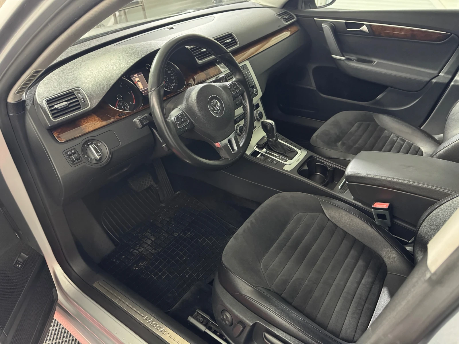 VW Passat 2.0 TDI DSG - 4 MOTION - HIGHLINE | Mobile.bg � ����������� 9
