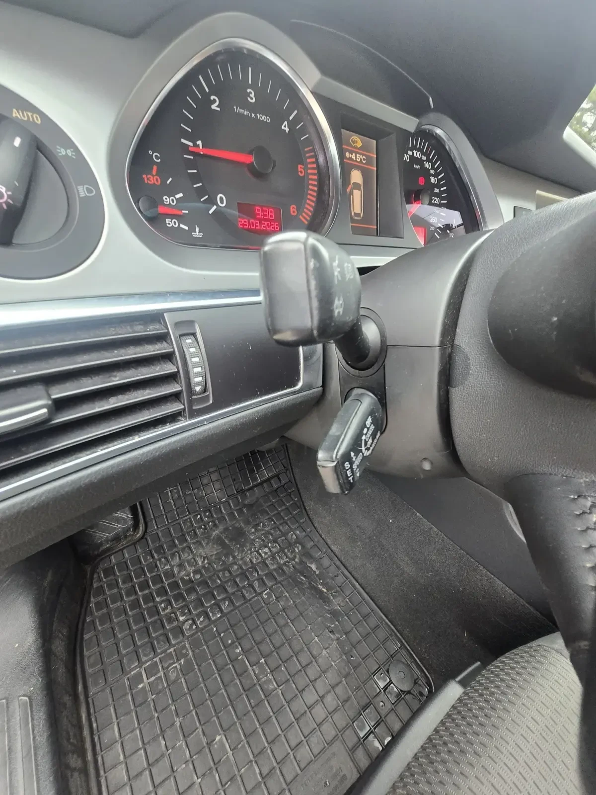 Audi A6 2.0тди 140к.с. 2009г., снимка 12 - Автомобили и джипове - 54012840