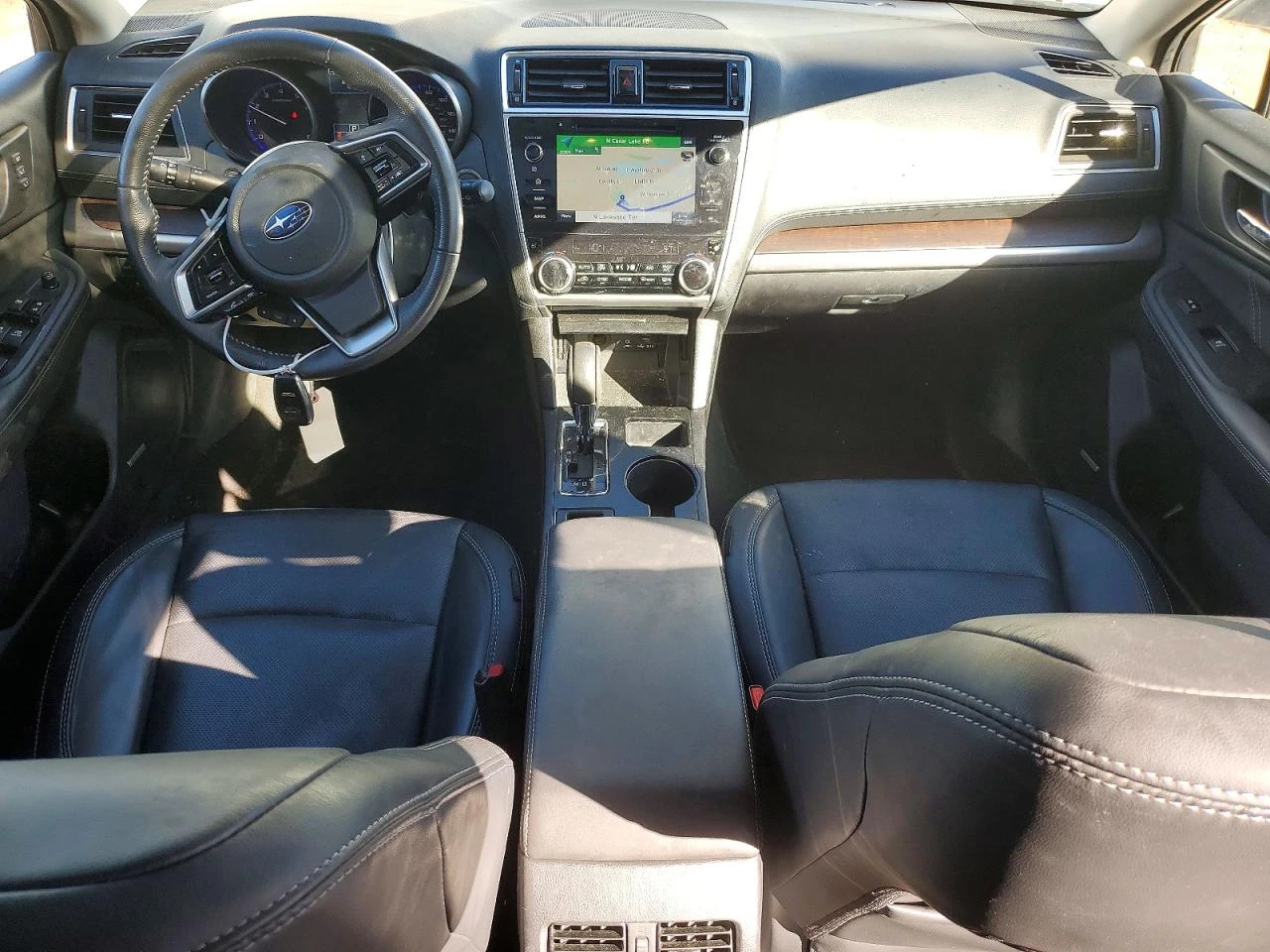 Subaru Outback * AWD* КОЖА* ШИБИДАХ* ПОДГРЕВ* , снимка 8 - Автомобили и джипове - 54031452