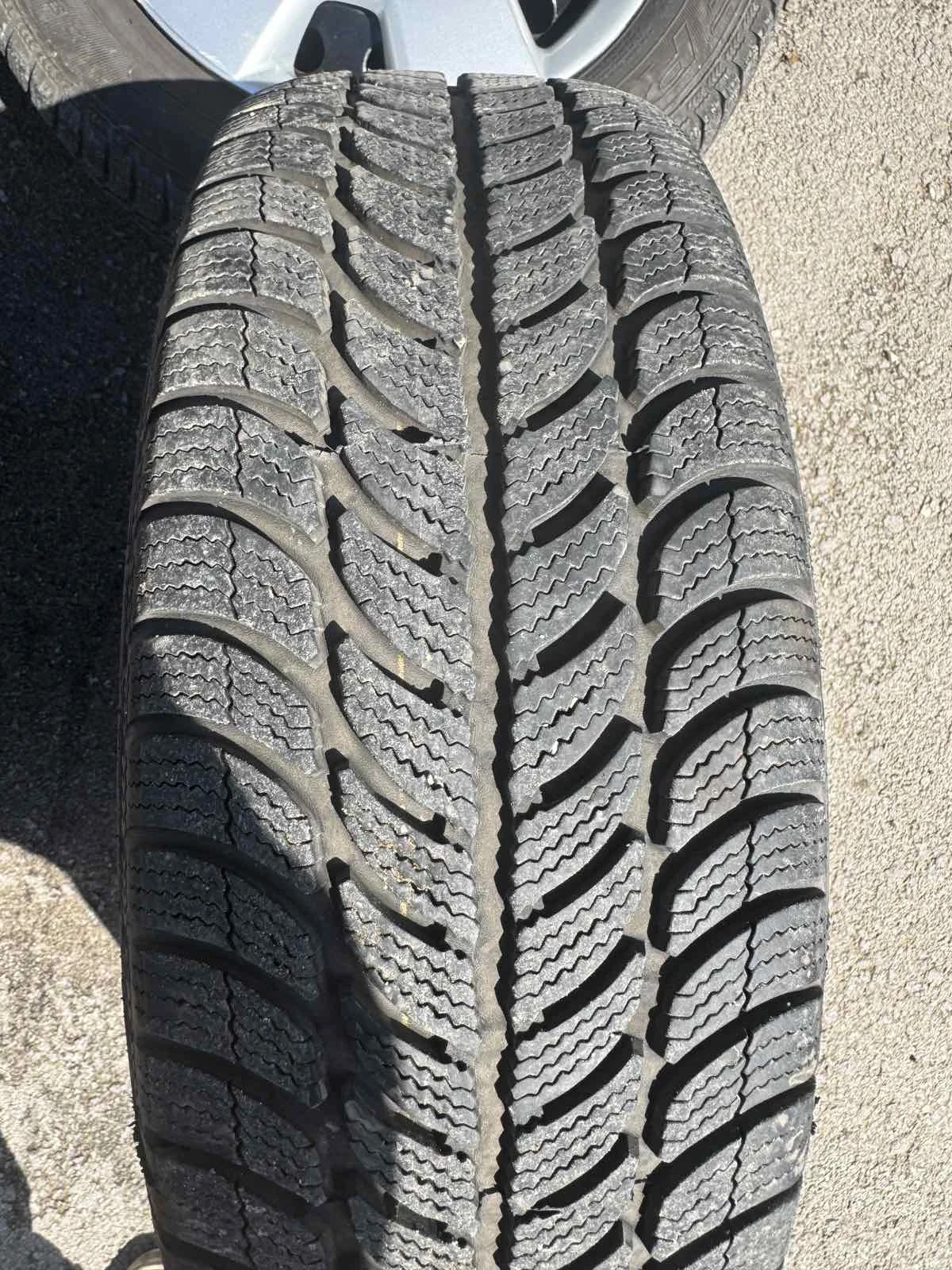 Toyota Corolla, снимка 16 - Автомобили и джипове - 54167008