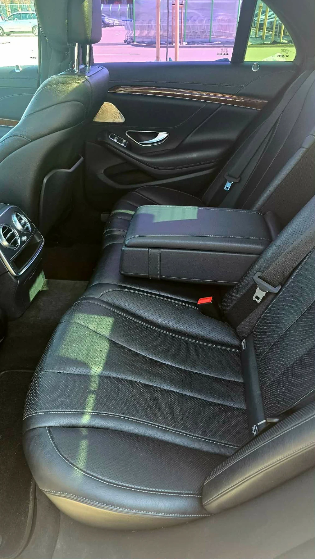 Mercedes-Benz S 350 4MATIC* BLUETEC* AMG* DISTR* PANO* BURMASTER* , снимка 10 - Автомобили и джипове - 54608086