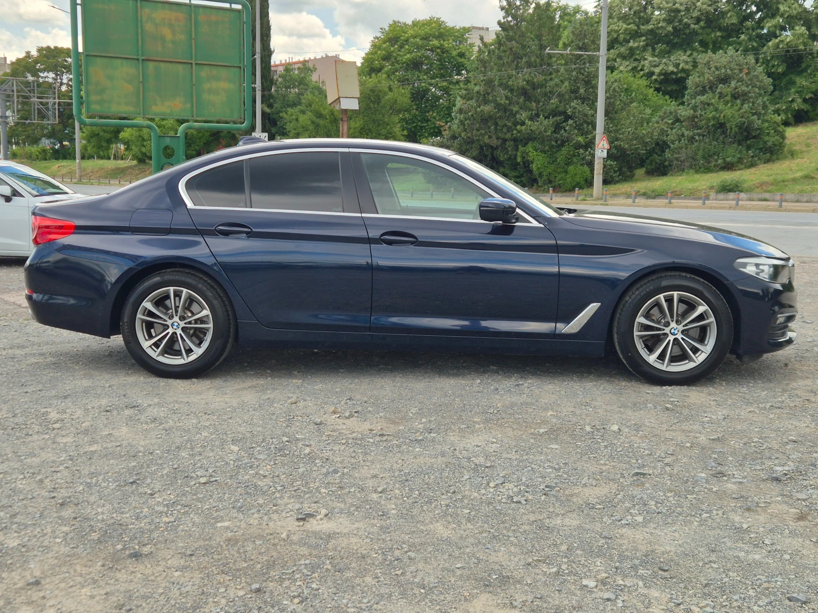 BMW 520 d, снимка 6 - Автомобили и джипове - 54834850