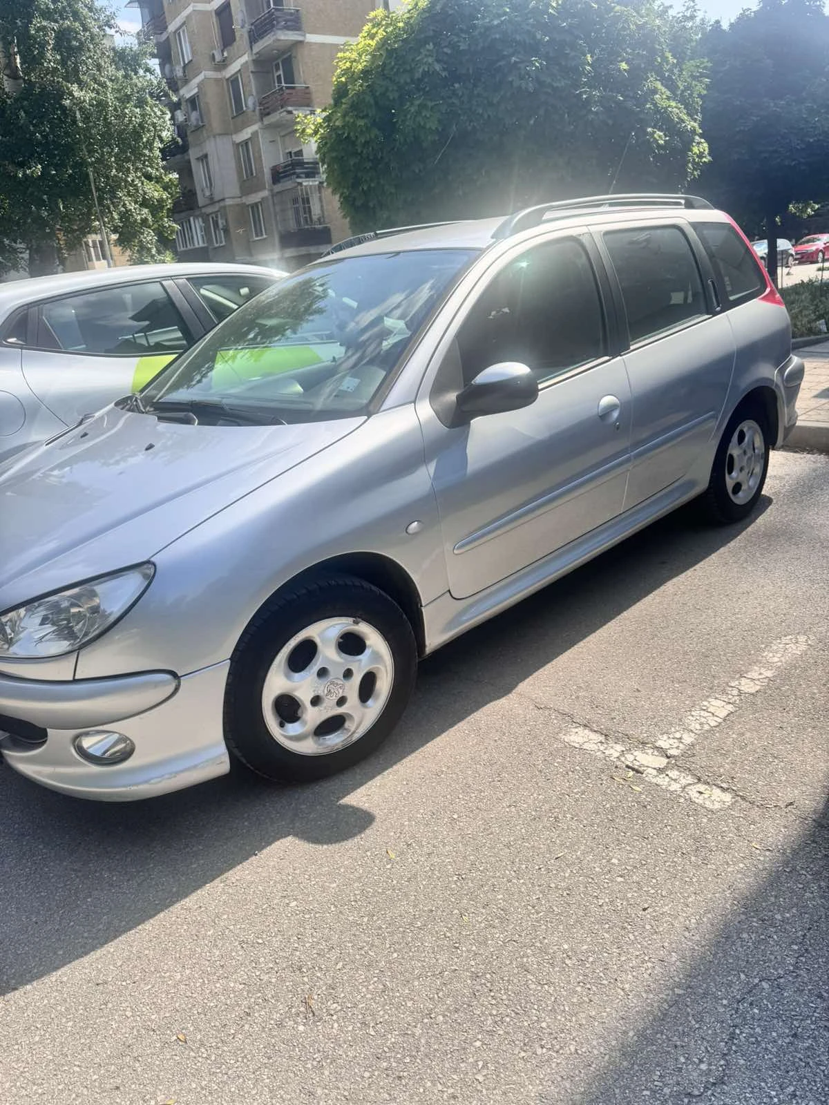 Peugeot 206 1.4, снимка 3 - Автомобили и джипове - 55133255