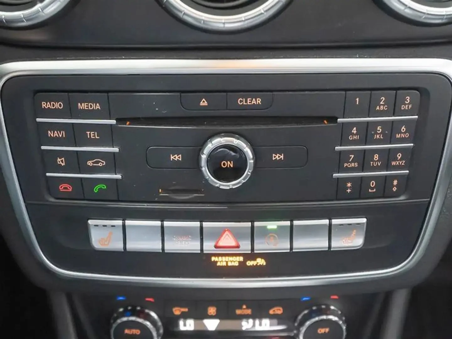 Mercedes-Benz CLA 250 4MATIC ЦЕНА ДО БЪЛГАРИЯ РЕГИСТРАЦИЯ & АВТОКРЕДИТ, снимка 14 - Автомобили и джипове - 55316670