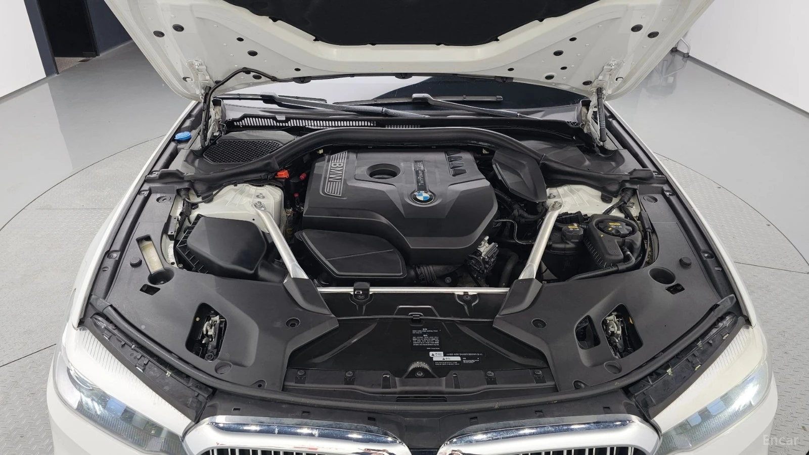 BMW 520 xDrive * M Pack * ���������� * (���� �� ��) | Mobile.bg � ����������� 5