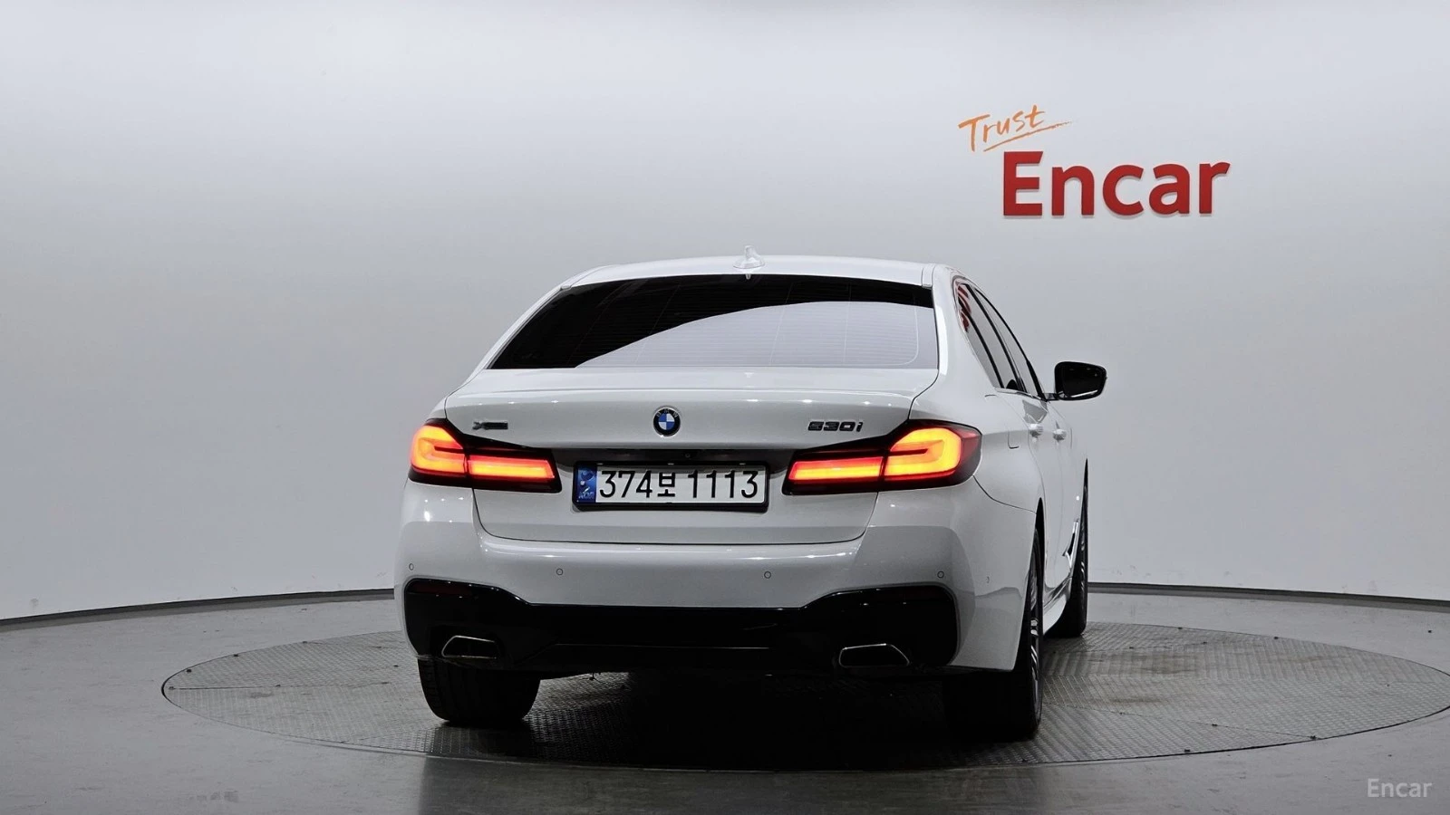 BMW 520 xDrive * M Pack * ���������� * (���� �� ��) | Mobile.bg � ����������� 4