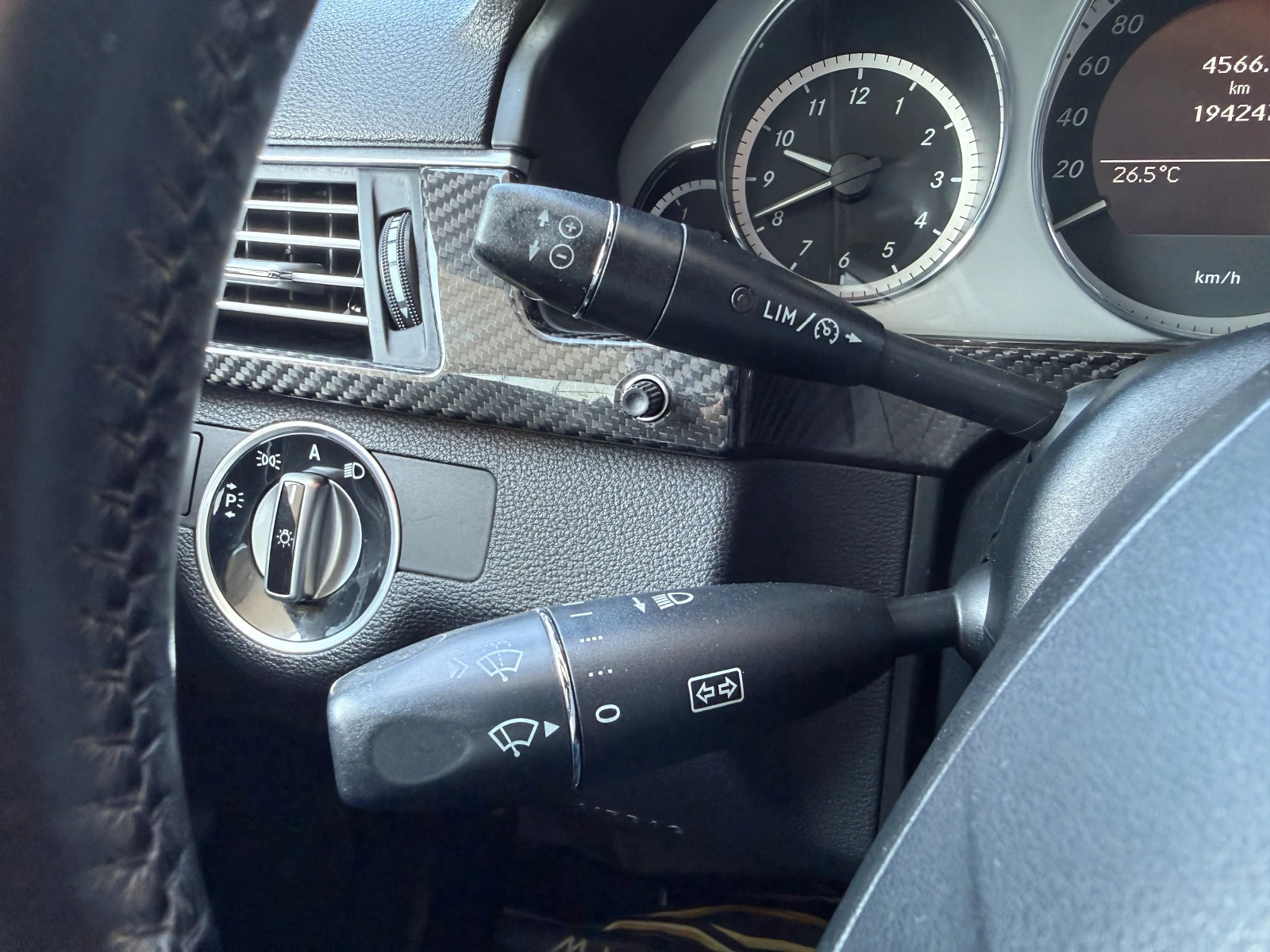 Mercedes-Benz E 350 CDI 6 МЕСЕЦА ГАРАНЦИЯ/231к.с. 4 Matic AMG Pack, снимка 12 - Автомобили и джипове - 55660582