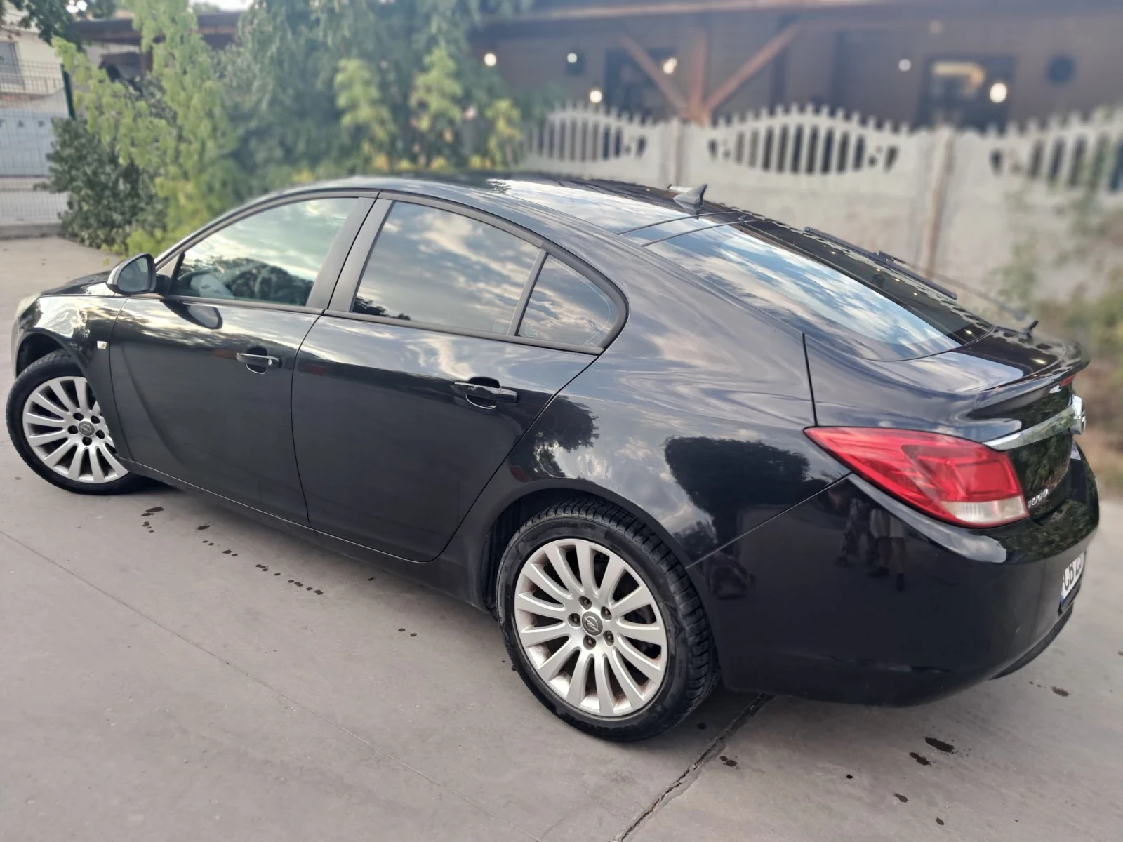 Opel Insignia, снимка 3 - Автомобили и джипове - 56314502