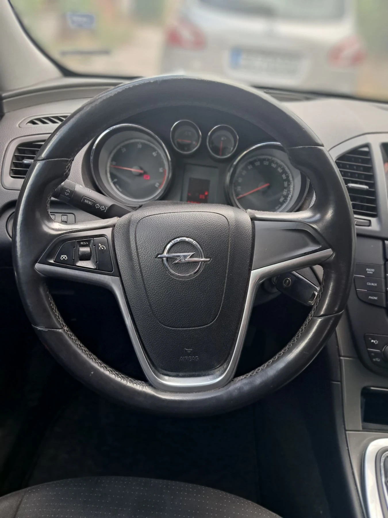 Opel Insignia, снимка 8 - Автомобили и джипове - 56314502