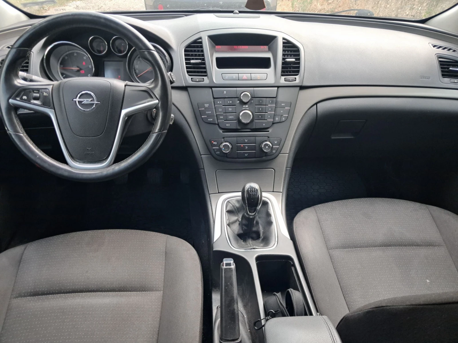 Opel Insignia, снимка 7 - Автомобили и джипове - 56314502
