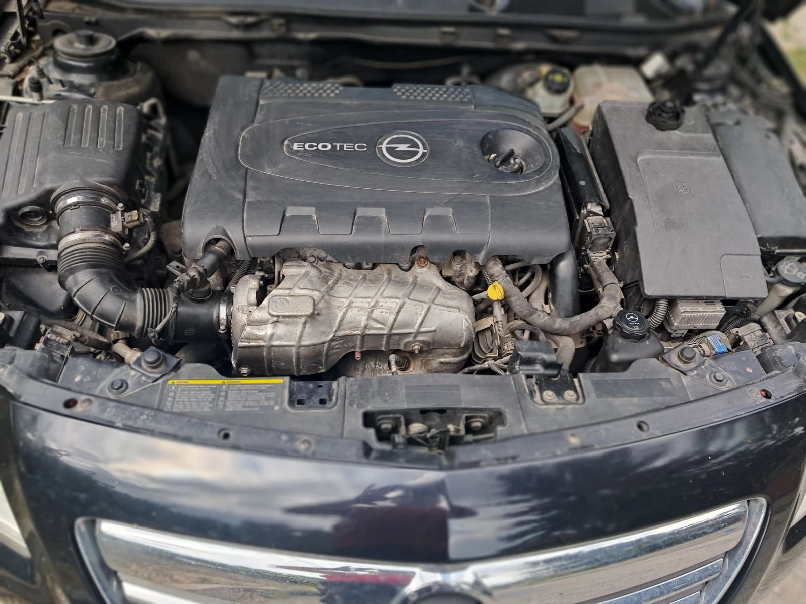 Opel Insignia, снимка 6 - Автомобили и джипове - 56314502