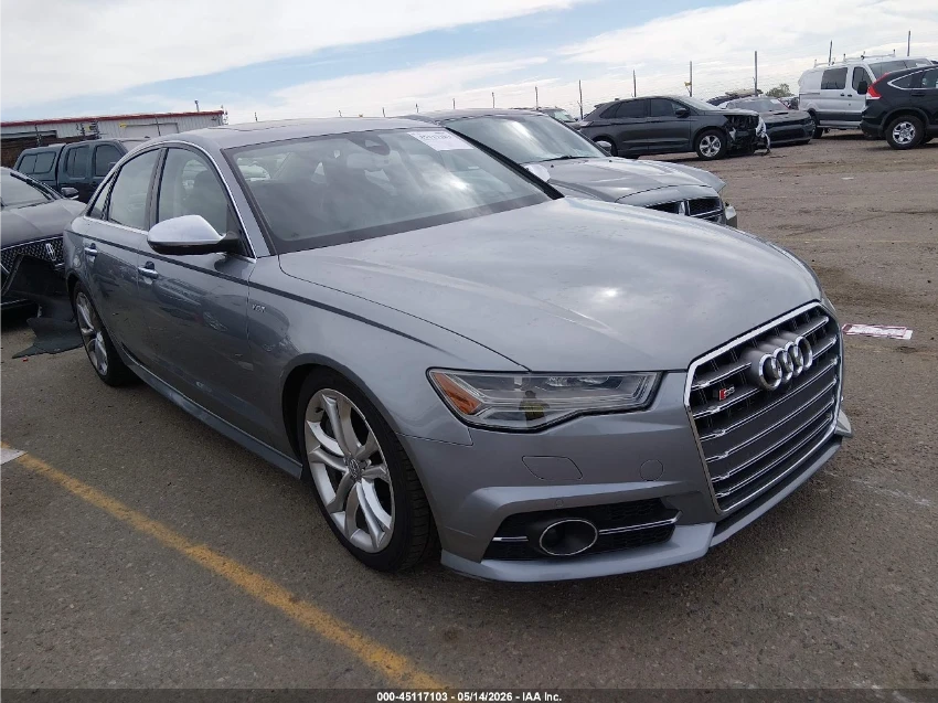 Audi S6 4.0T PREMIUM PLUS / DISTRONIC / HEADUP 