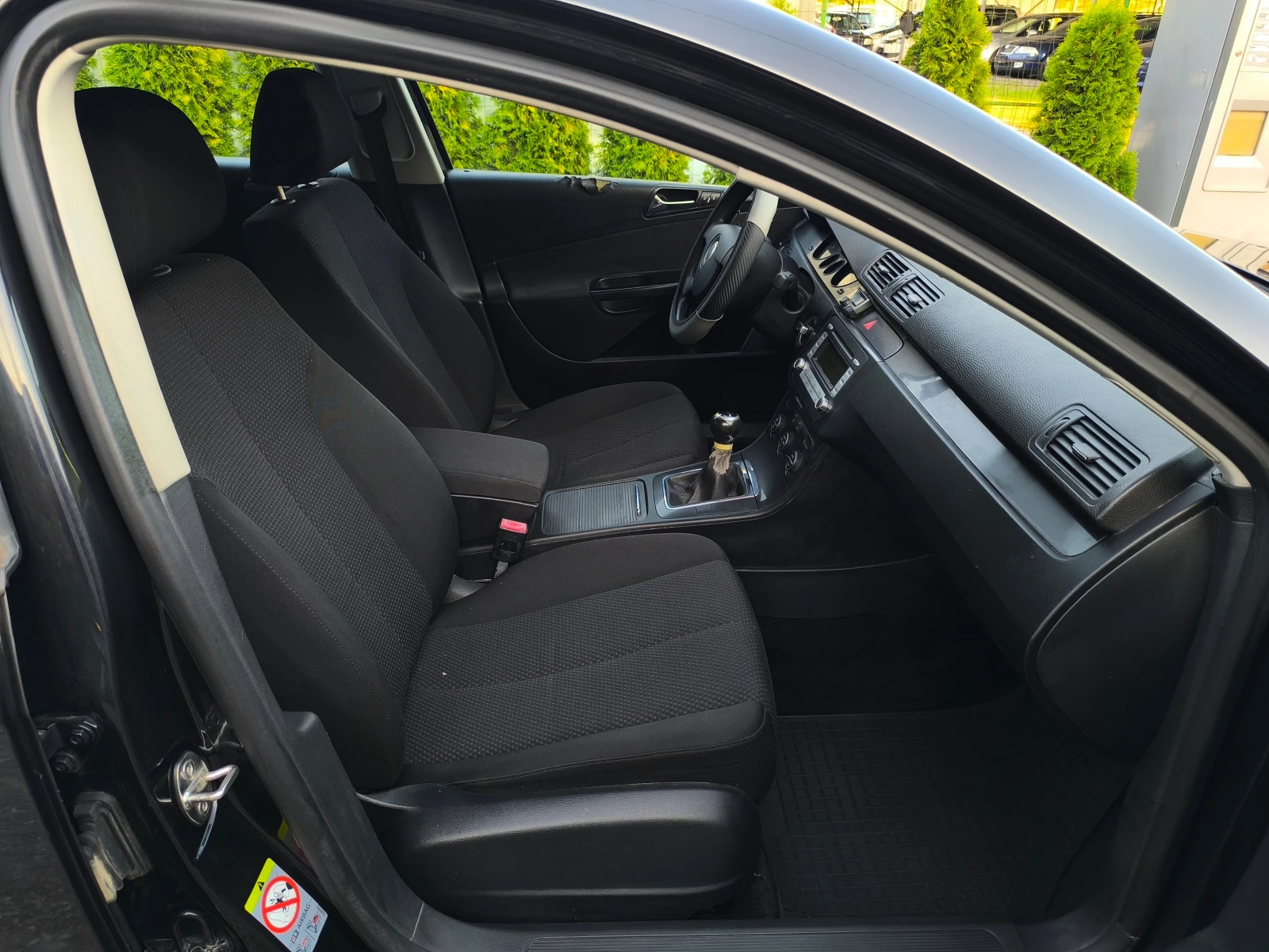 VW Passat -1.9TDI-105кс-КЛИМАТРОНИК-, снимка 15 - Автомобили и джипове - 55888769