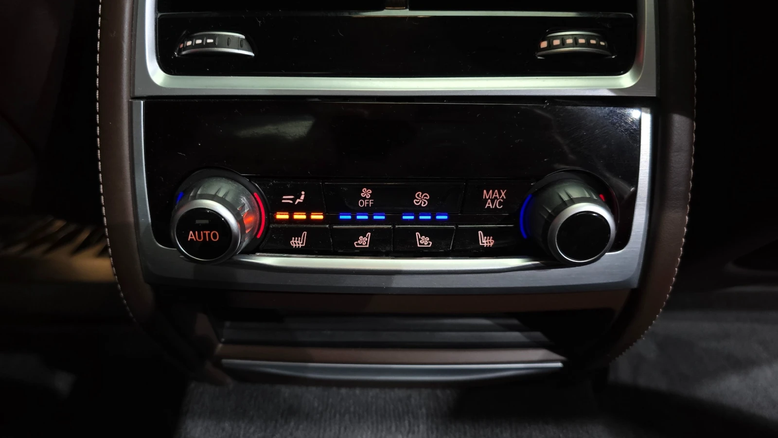 BMW 730, снимка 12 - Автомобили и джипове - 55900168
