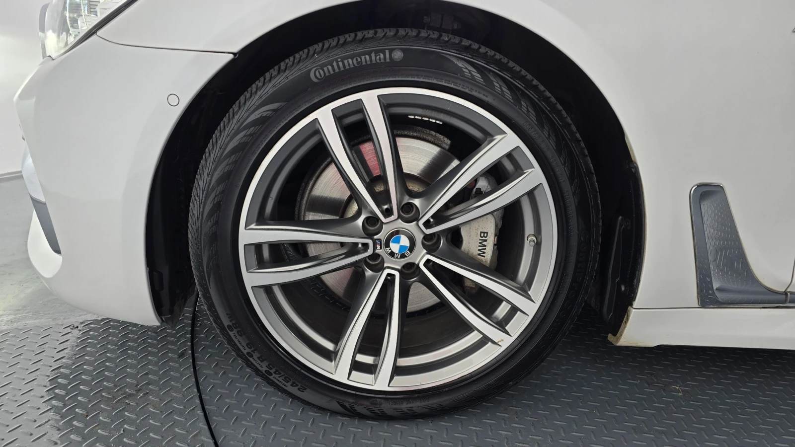 BMW 730, снимка 4 - Автомобили и джипове - 55900168