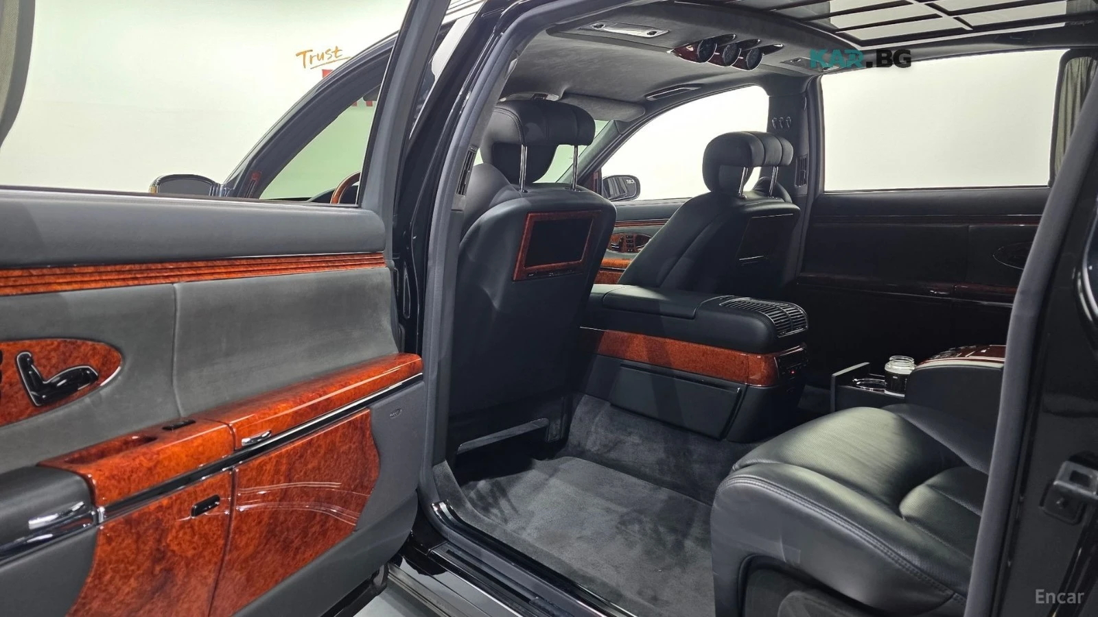 Maybach 62 V12* 1ST GEN* BOSE* ПОДГРЕВИ* ОБДУХ* МАСАЖ* TV* , снимка 13 - Автомобили и джипове - 55992798