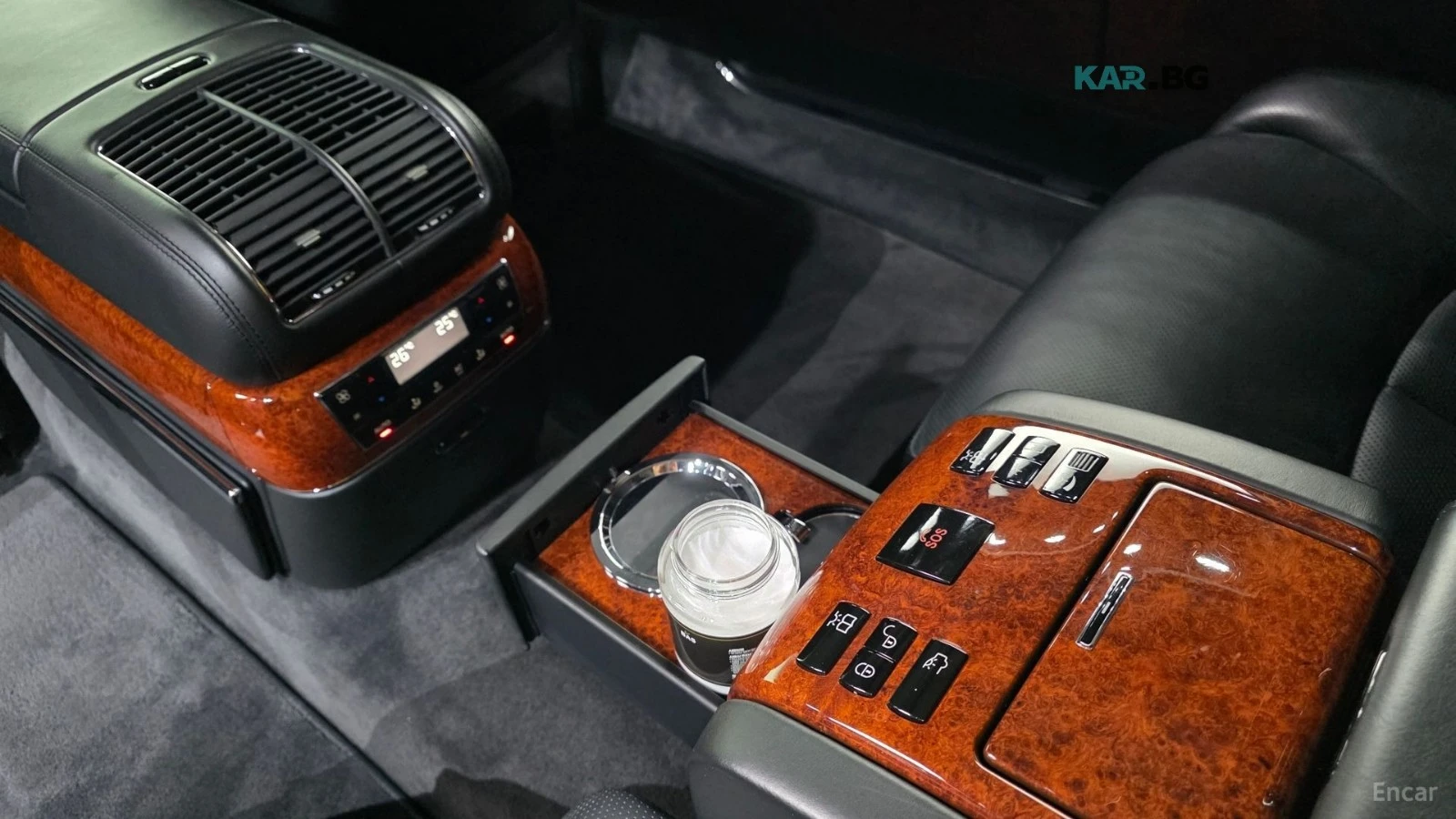 Maybach 62 V12* 1ST GEN* BOSE* ПОДГРЕВИ* ОБДУХ* МАСАЖ* TV* , снимка 15 - Автомобили и джипове - 55992798