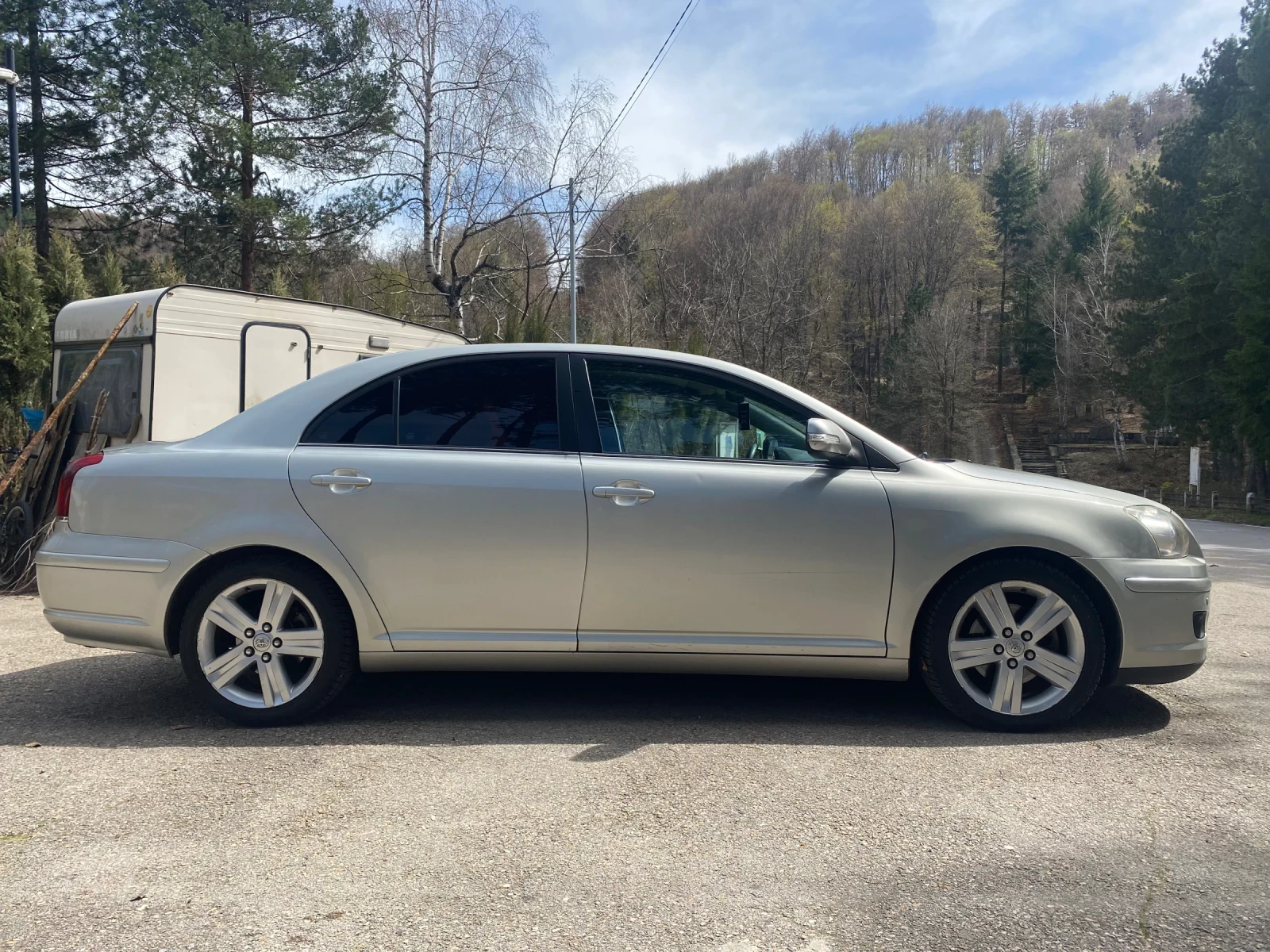 Toyota Avensis 2.2  | Mobile.bg � ����������� 6
