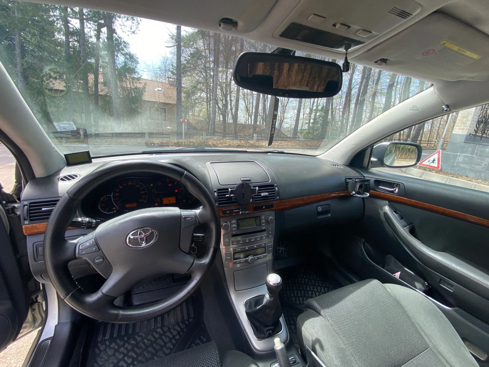 Toyota Avensis 2.2  | Mobile.bg � ����������� 8