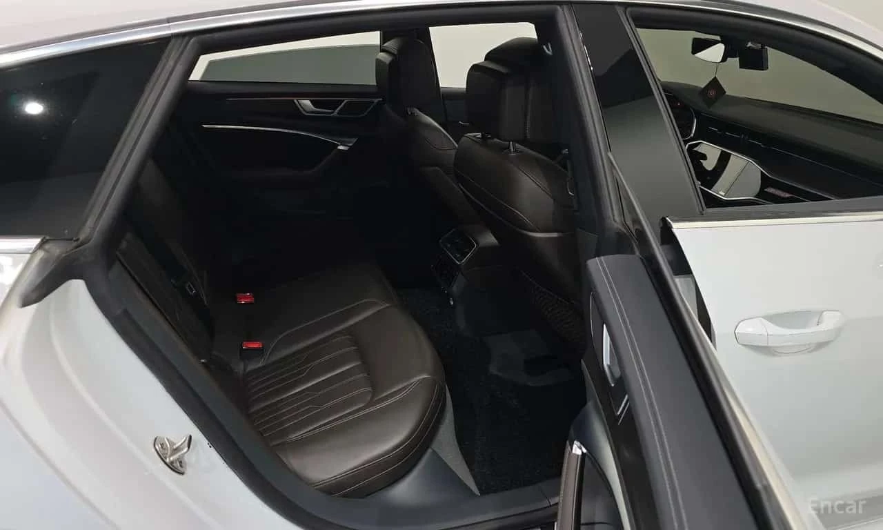 Audi A7 55 TFSI Quattro Premium * АВТОФИНАНСИРАНЕ * , снимка 11 - Автомобили и джипове - 56224257